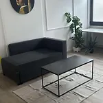 Apartment Wood Is Good! 24 7 Check In