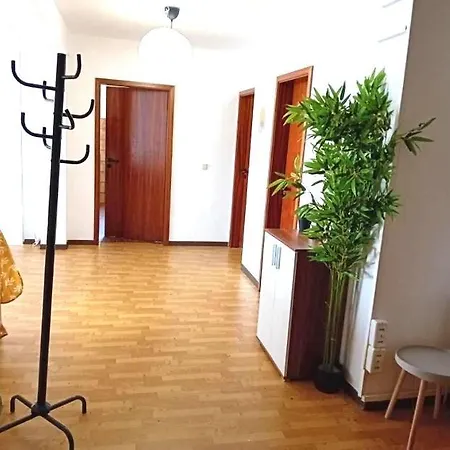 Wood Is Good! 24 7 Check In * Kelkheim