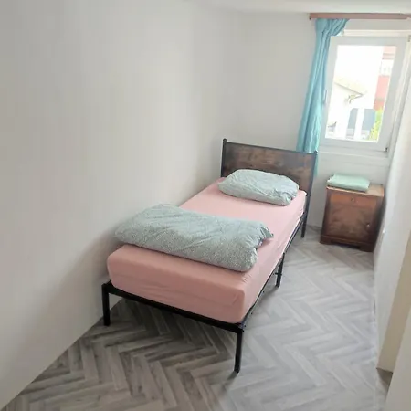 Wood Is Good! 24 7 Check In Lejlighed