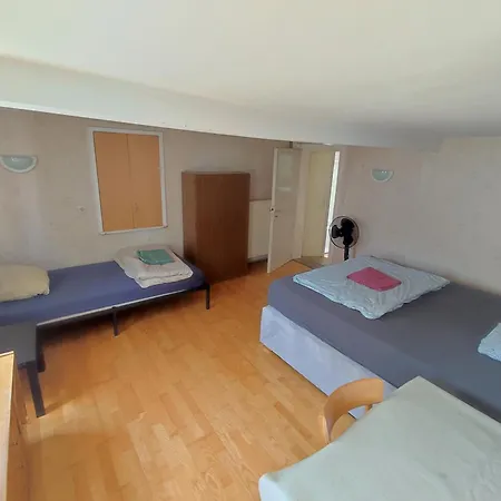 Apartment Wood Is Good! 24 7 Check In Kelkheim