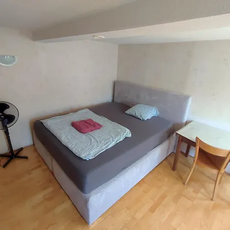 Wood Is Good! 24 7 Check In *