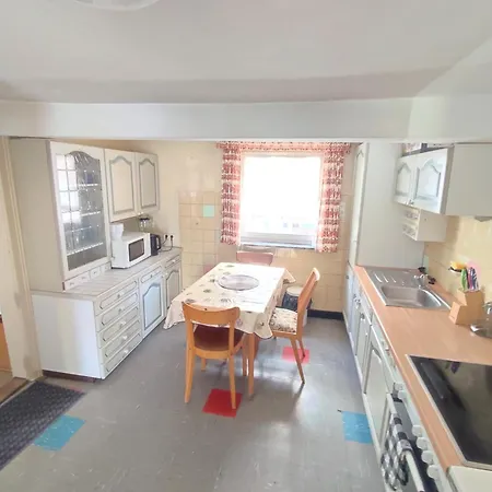 Apartament Wood Is Good! 24 7 Check In