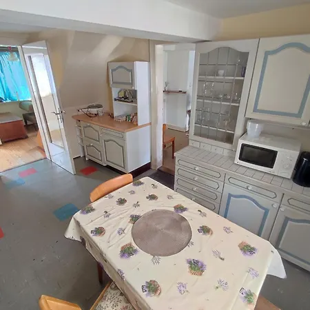 Wood Is Good! 24 7 Check In * Kelkheim