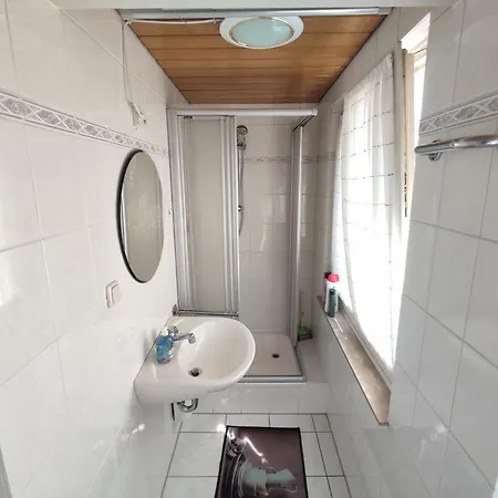 Wood Is Good! 24 7 Check In Kelkheim