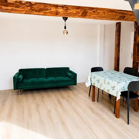 Wood Is Good! 24 7 Check In Kelkheim